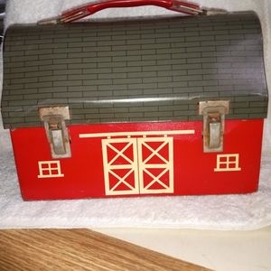 Vintage red barn metal lunch box no thermos